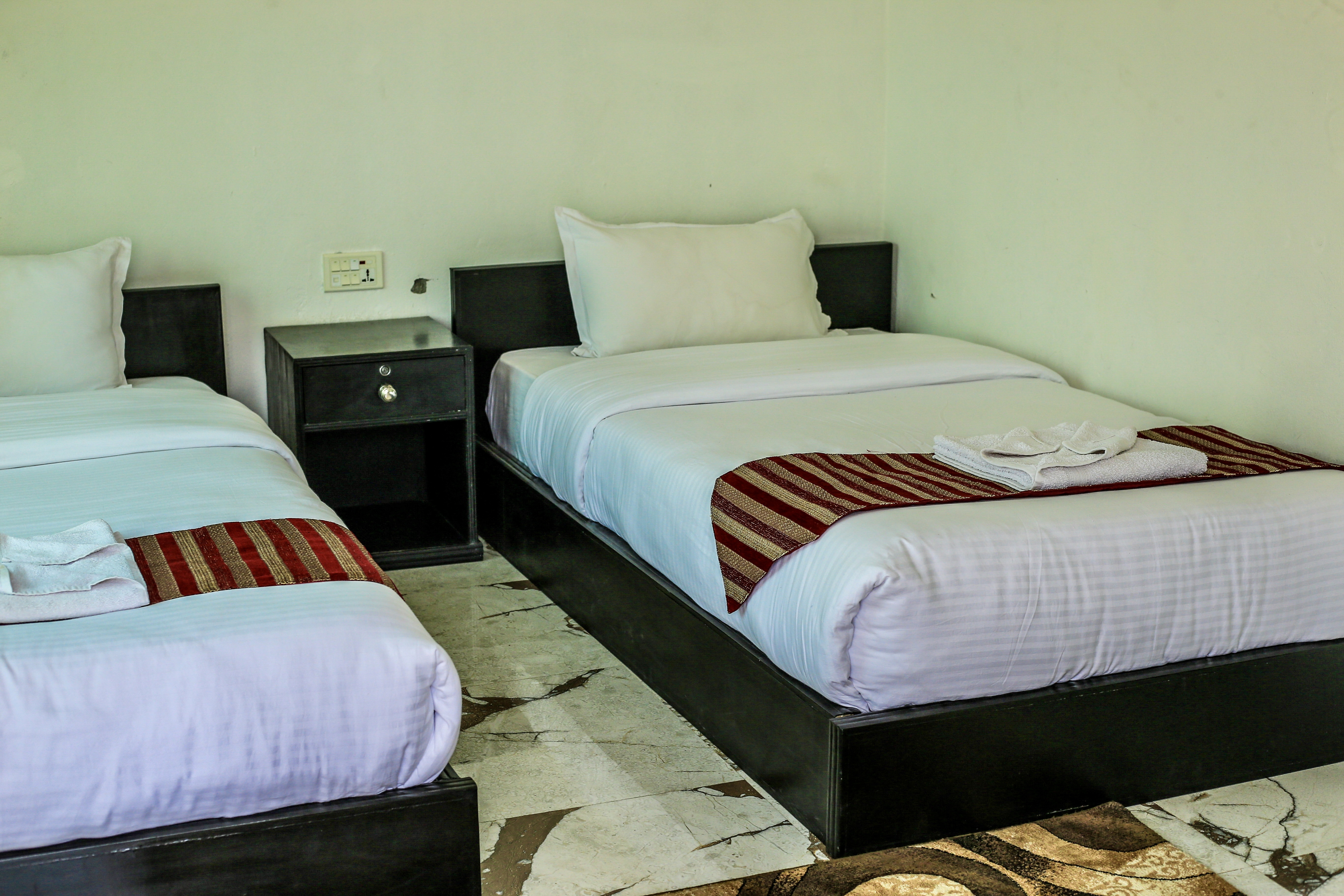 Twin Shared Room